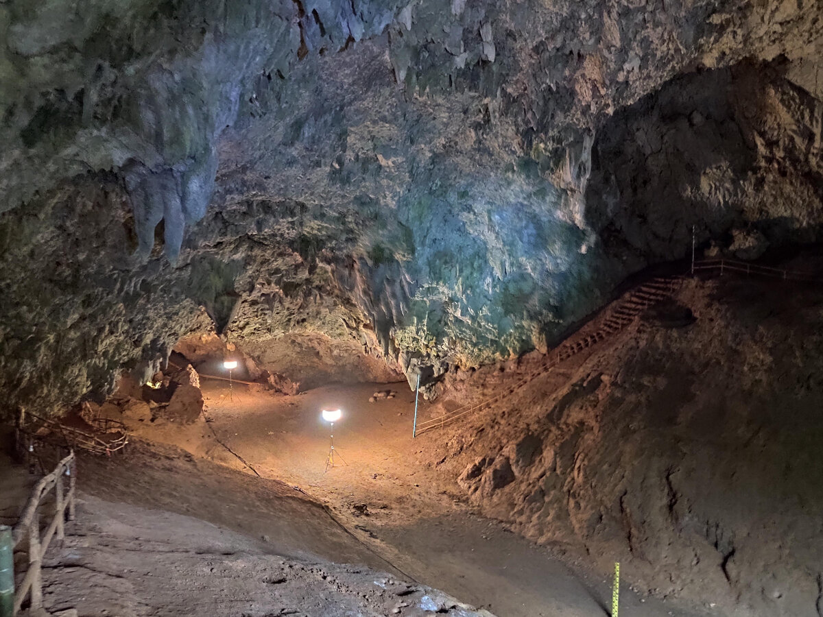 пещера Tham Luang Nang Non