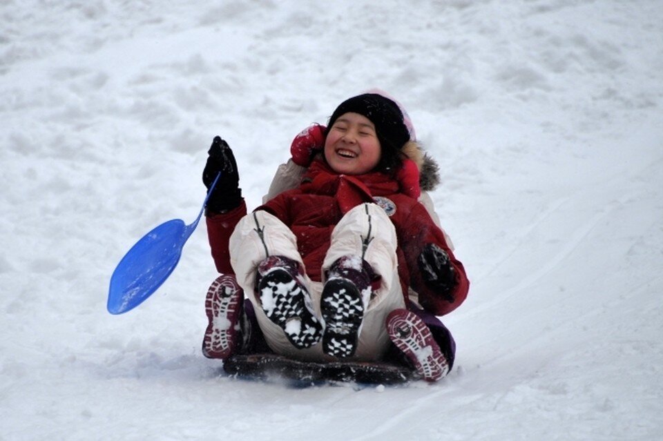     Жители республики радуются снегу Виктор ГУСЕЙНОВ