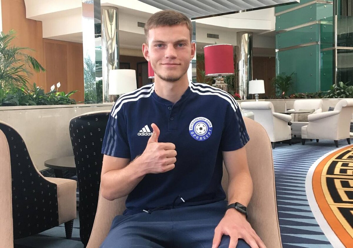 трансфер оренбург. куртка фк оренбург. фк оренбург 2022. деспотович - фк оренбург. фк факел оренбург.