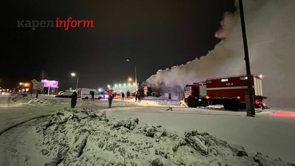     Огонь вспыхнул вчера вечером. Происшествие прокомментировали в пресс-службе регионального МЧС.