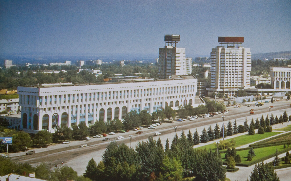 Ваш частный кадровик. Как я работала переводчиком. Фото с открытых источников