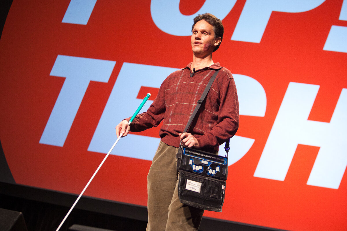 Рис. 1 Дэниэл Киш