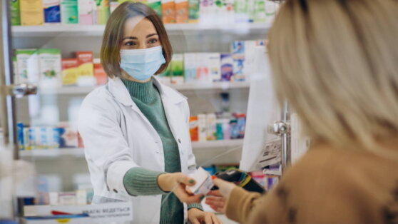    Жалоб на проблемы с лекарствами в 2022 году в России не стало больше Екатерина Щербакова