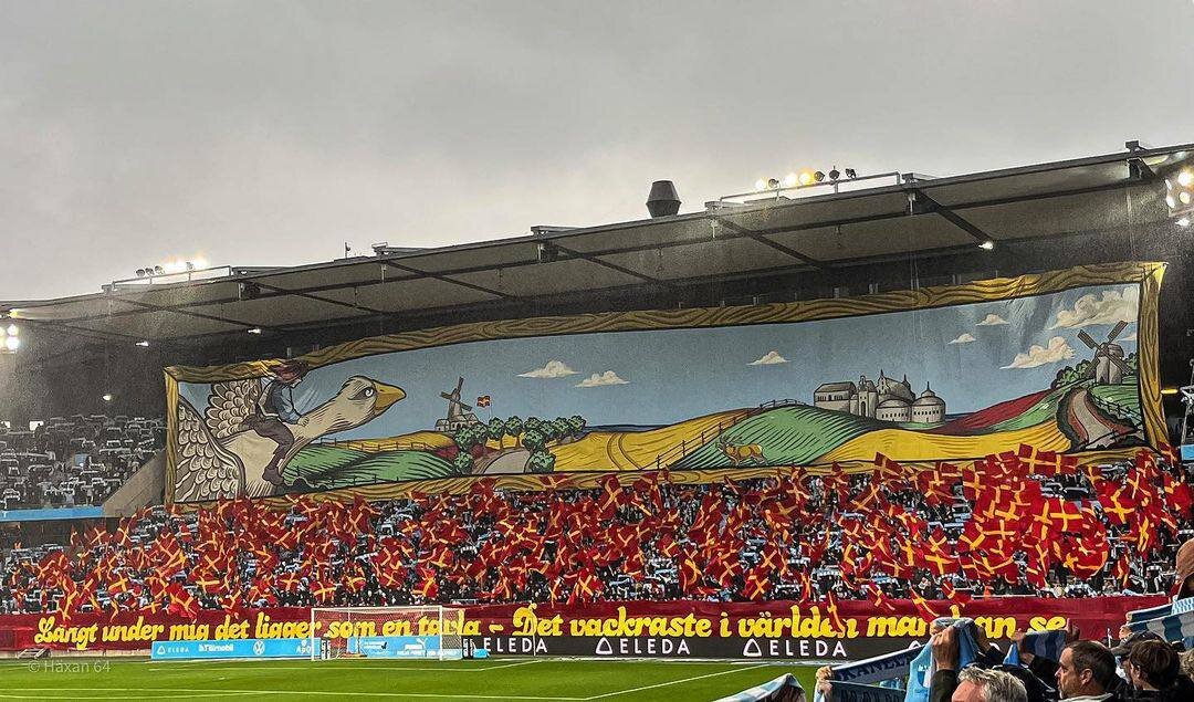 Перформанс фанатов «Мальмё» на матче с «Хамарбю» по мотивам книги «Удивительное путешествие Нильса Хольгерссона с дикими гусями по Швеции».