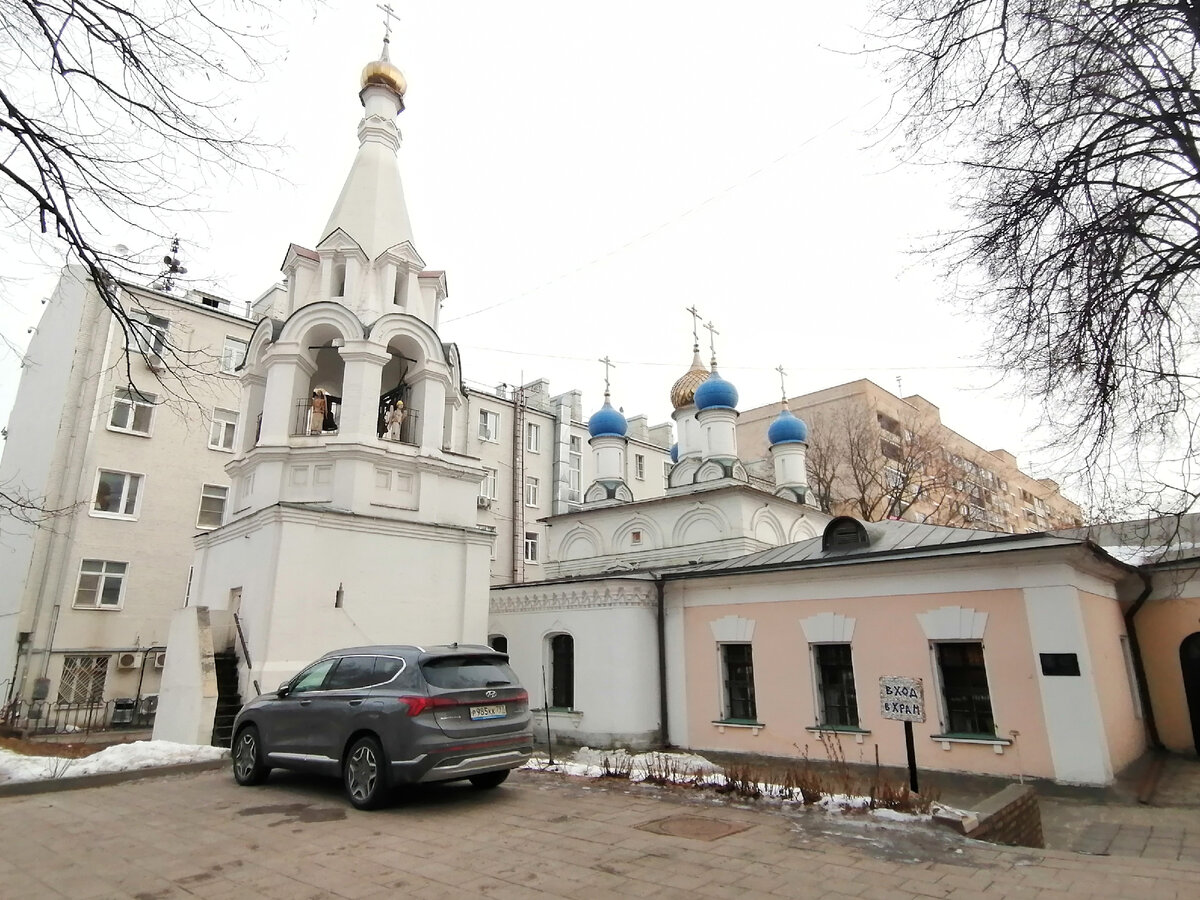 храм у никитских ворот
