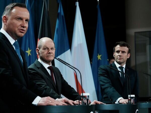    © AP Photo / Thibault Camus