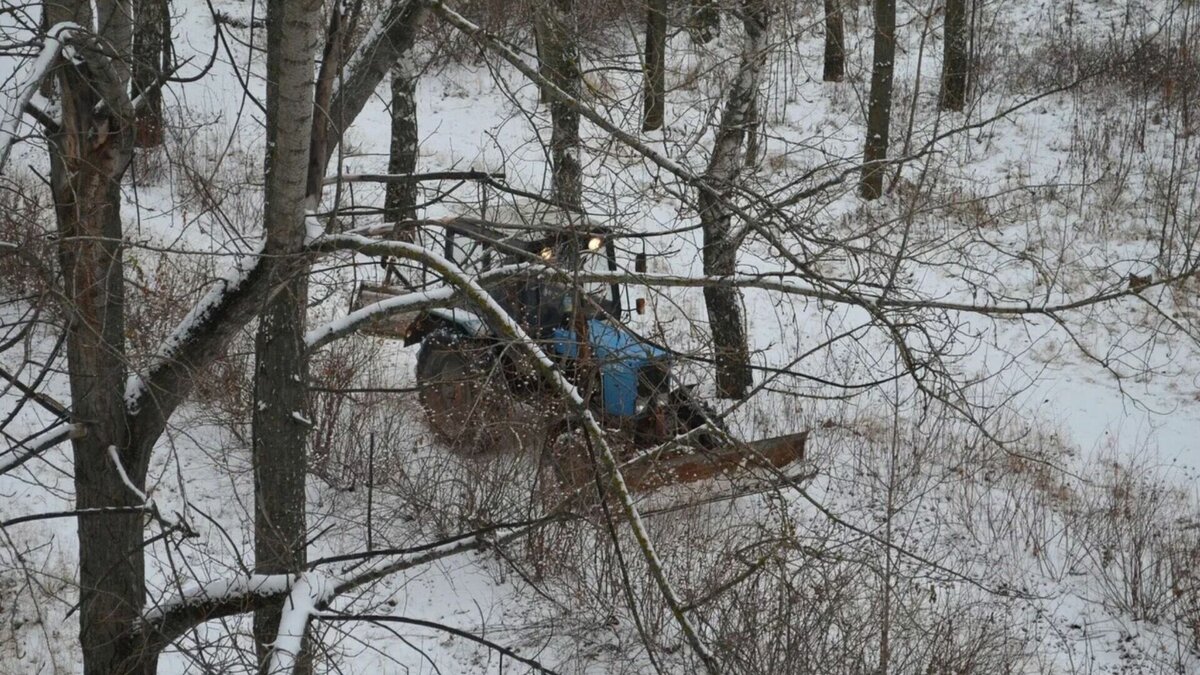     Исполнительный комитет Набережных Челнов получил предостережение от экологов из-за грязного снега, который складируется на газонах. Об этом пишет портал Chelny-biz.
