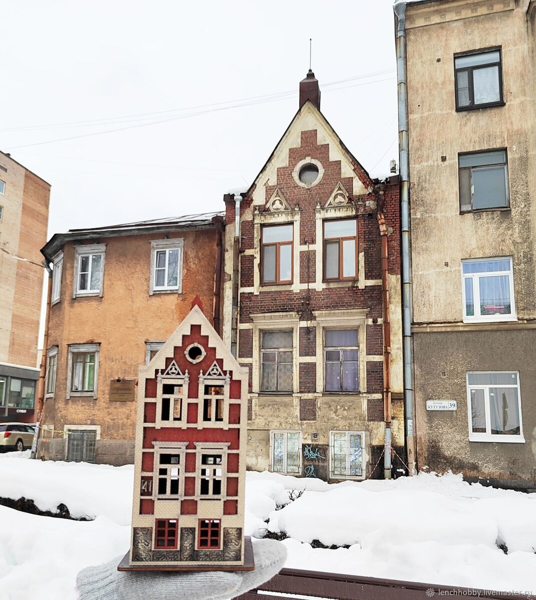 Такую копию флигеля Поркки можно заказать себе домой 