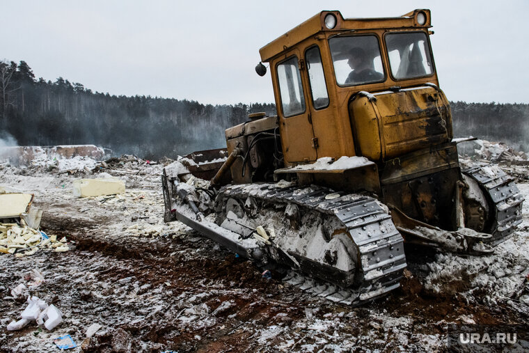    Свалку необходимо убрать до 1 декабря 2023 года