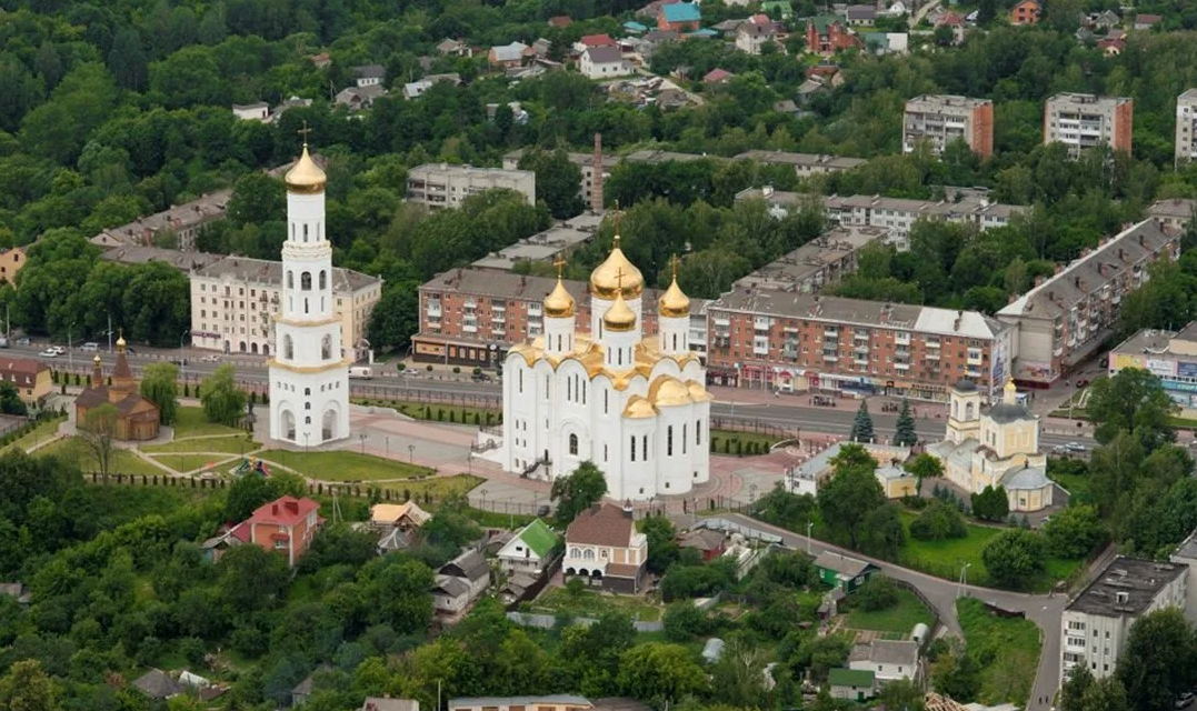 Брянск российский город. Храм Брянск проспект Ленина.