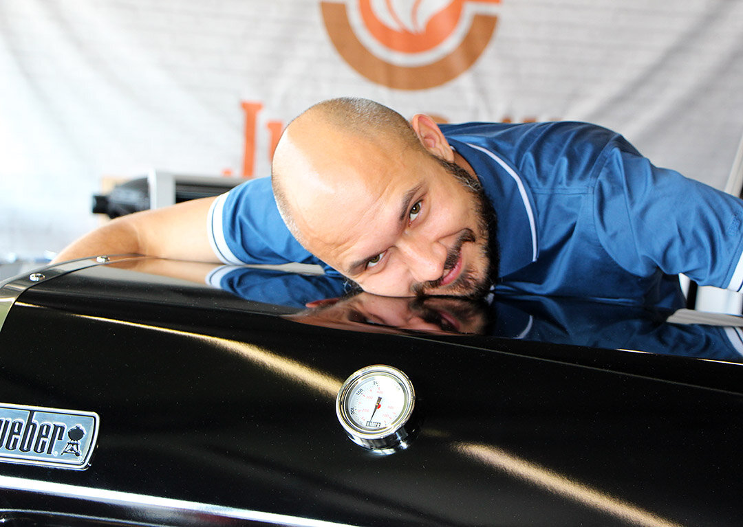 Газовый гриль Weber