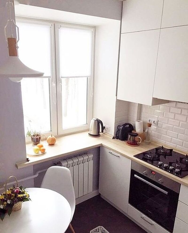 Недорогая современная угловая кухня с МДФ фасадом.