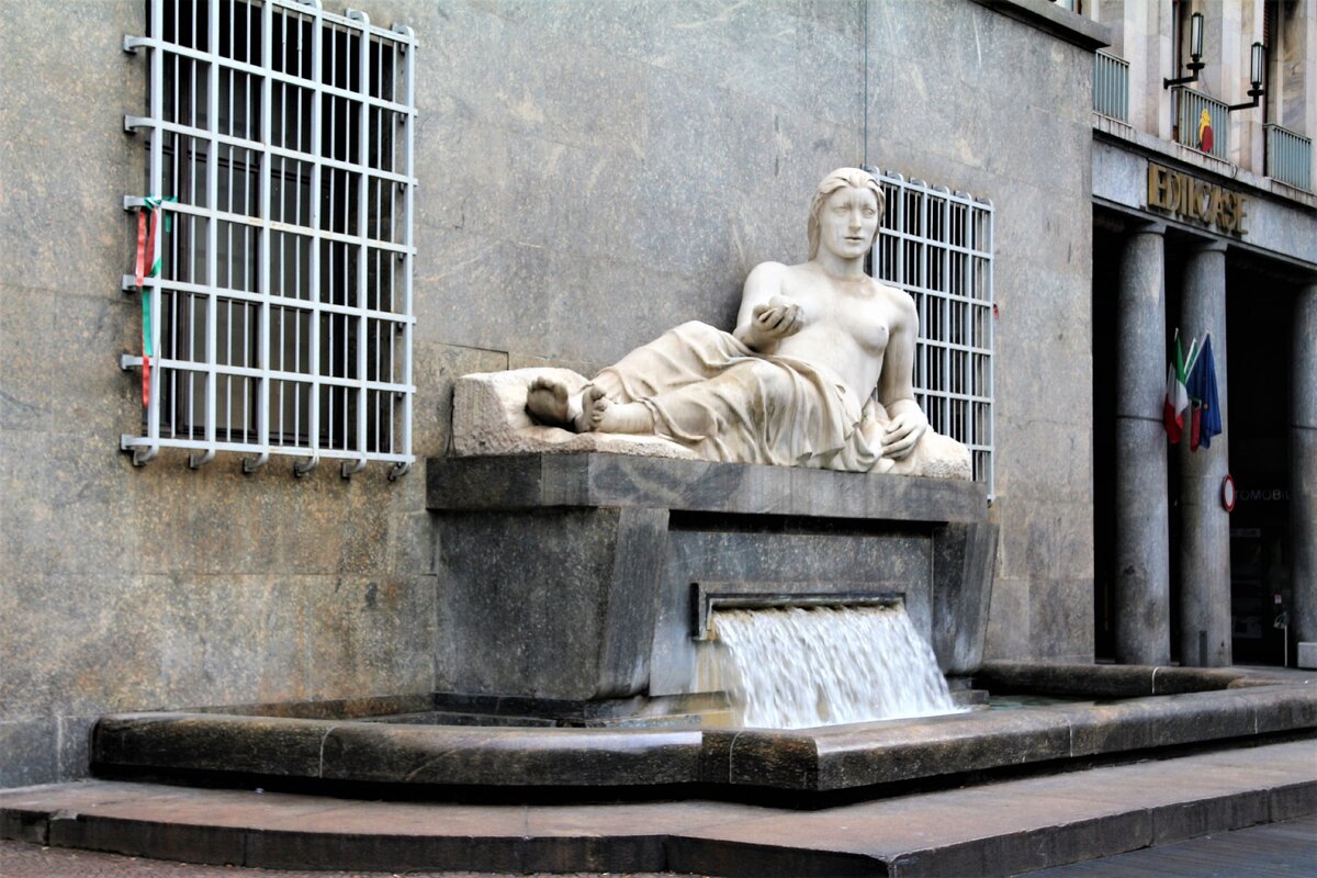 Листаем галерею.