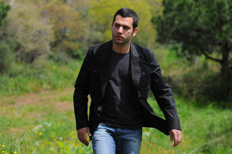 Источник   https://www.turkishdrama.com/wp-content/uploads/2011/08/love-and-punishment-ask-ve-ceza-85.jpg