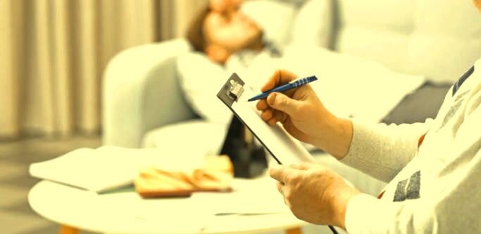 Ставлю картинку, как пациент у доктора по сознанию. Это как нормально. Эта картинка из интернета.