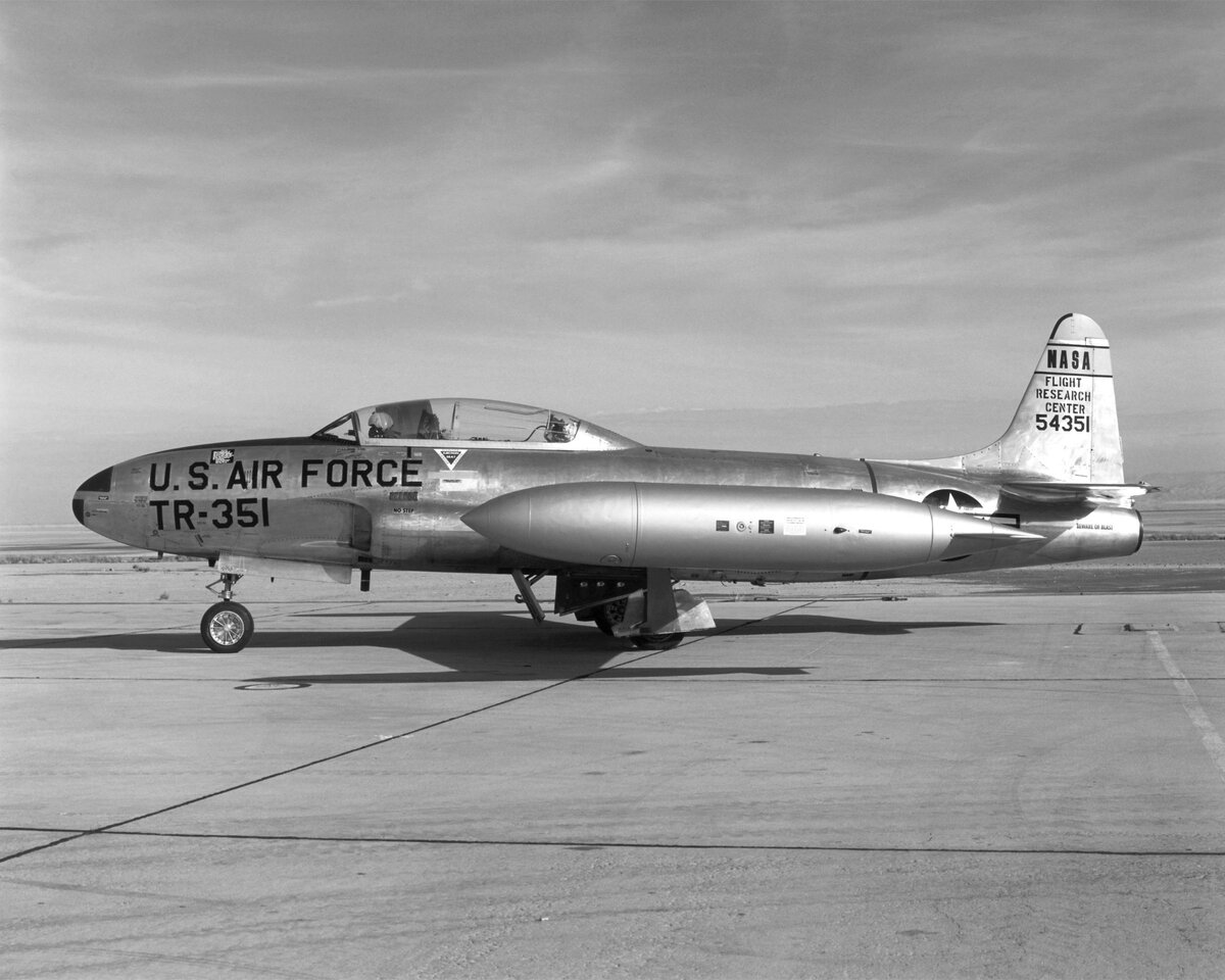 Lockheed T-33 Shooting Star, числившийся за NASA. Вид сбоку. Фото: Public domain // NASA