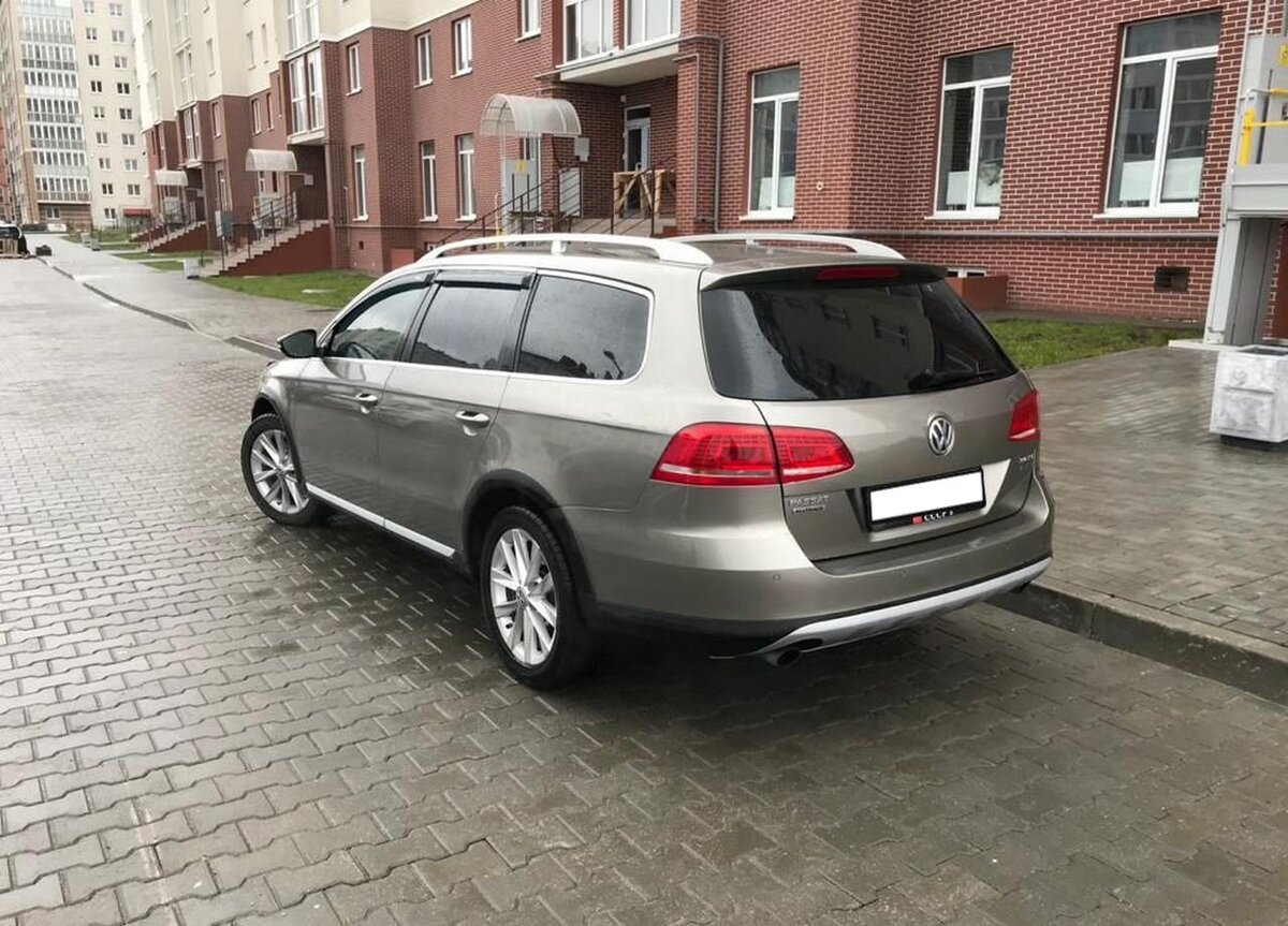 Volkswagen Passat Alltrack (B7)