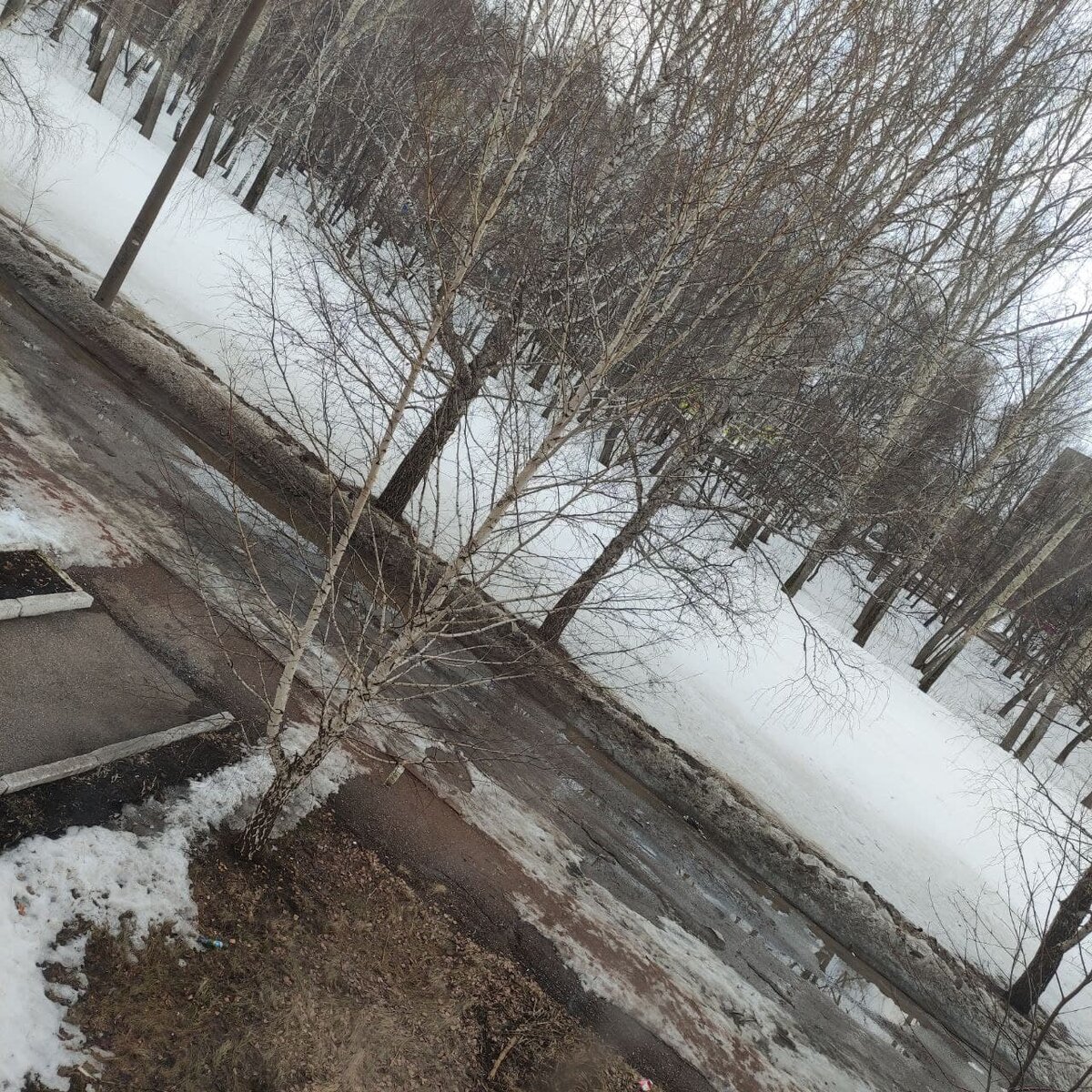 Всё потихоньку плывёт...