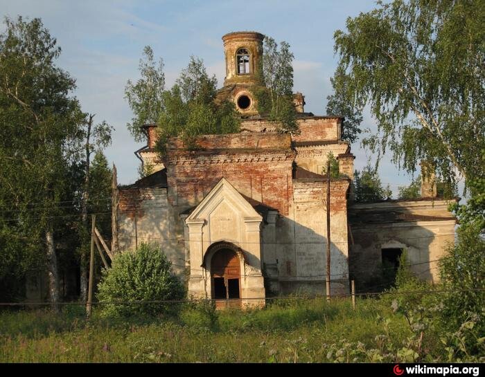 Никольская каменная церковь с колокольней в Палкине построена в 1809 г.