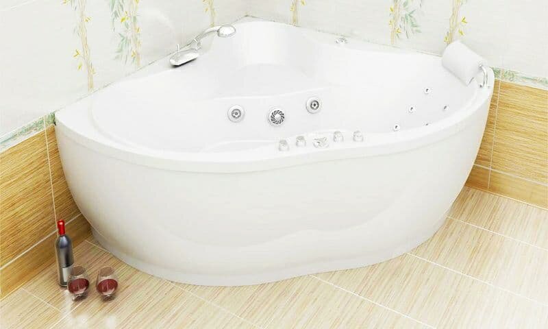 Угловая акриловая ванна