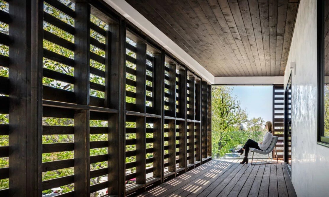 двери и окна из поддонов