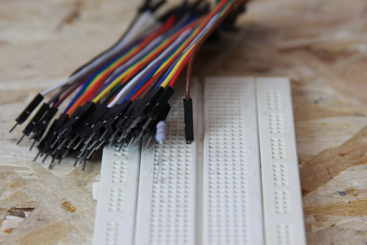 Макетная плата типа breadboard