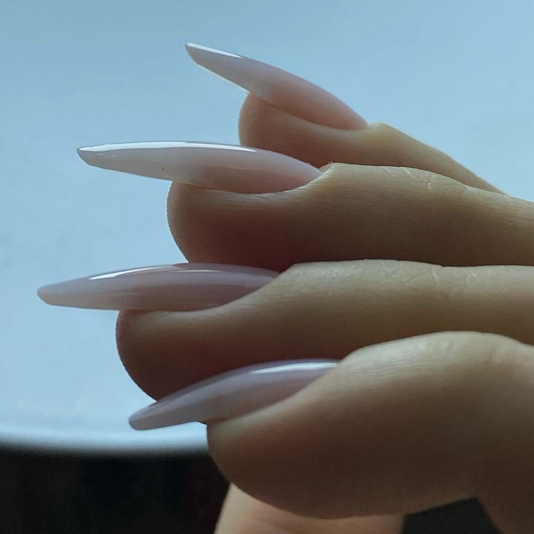 Наяда нейлс - Кератиновые ногти.