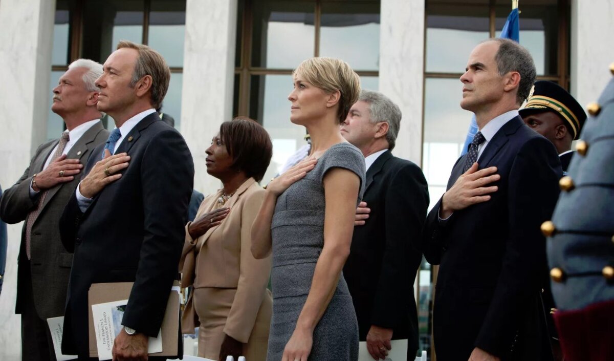 сериал Карточный домик