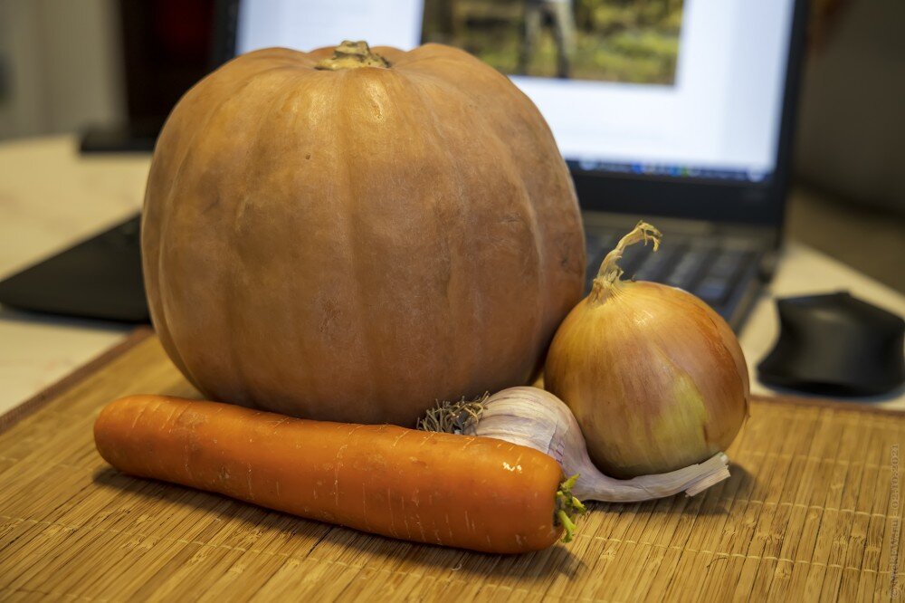 2. Осенний тыквенный натюрморт © NickFW.ru — 02.10.2021г.