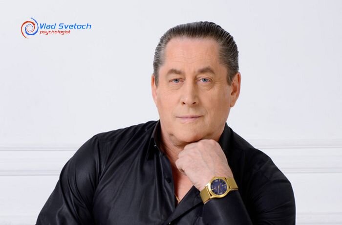 СВЕТОЧ ВЛАД ЕВГЕНЬЕВИЧ, кандидат психологических наук, доктор психологии (Psy.D, USA), системный психолог, системный онкопсихолог