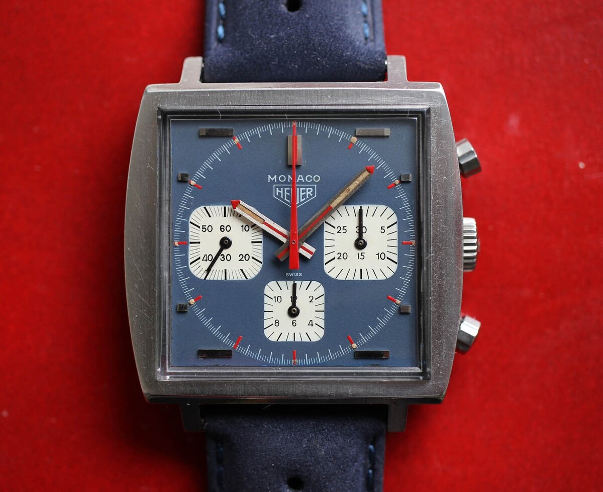 Лицевая сторона винтажных Heuer Monaco - потрясающих во всех смыслах часов