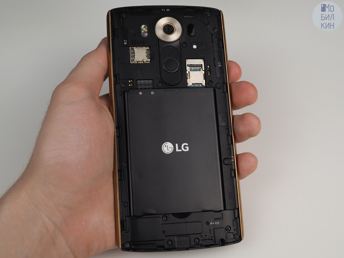 Ретро-обзор смартфона LG V10 (2015 год). Когда LG умела удивлять и не  стеснялась этого делать | Мобилкин | Дзен