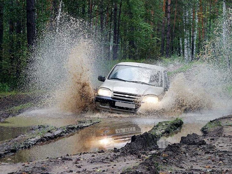 Буксующий автомобиль