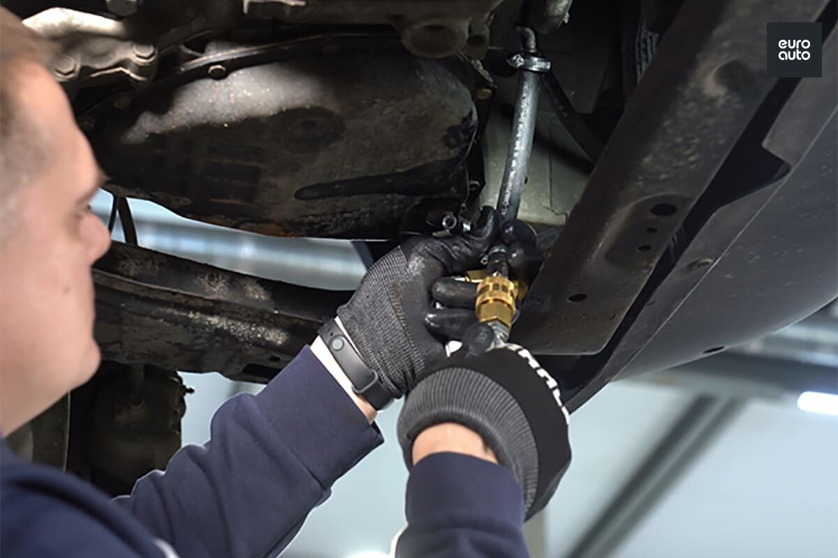 Замена масла в вариаторе | ЕвроАвто | Запчасти и сервис | Дзен