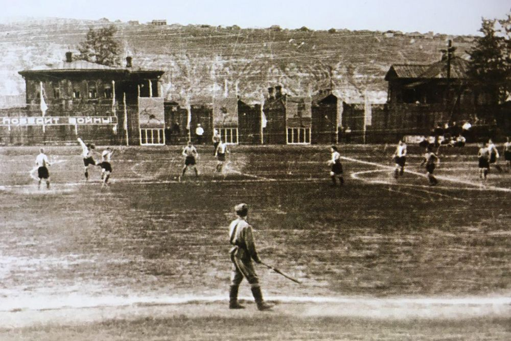 Фото: футбол военного периода / news.myseldon.com 
