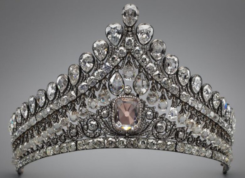 Венчальная диадема Романовых. 