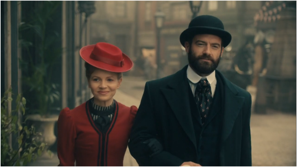 Скриншот из сериала: Элиза Скарлет и Уильям Веллингтон