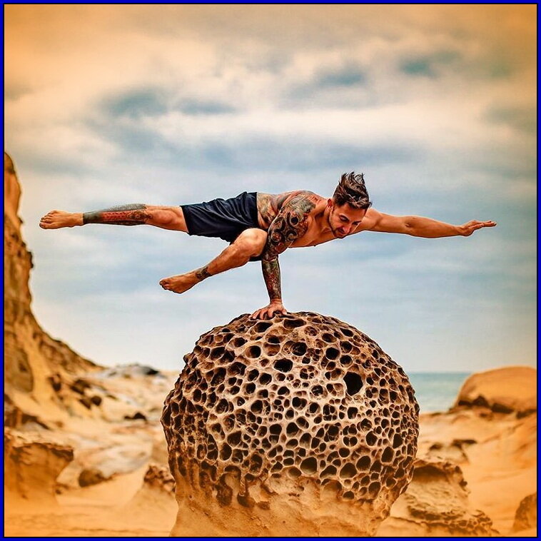 Аскетизм не в том чтобы ничем не владеть, аскетизм в том чтобы ничто не владело тобой