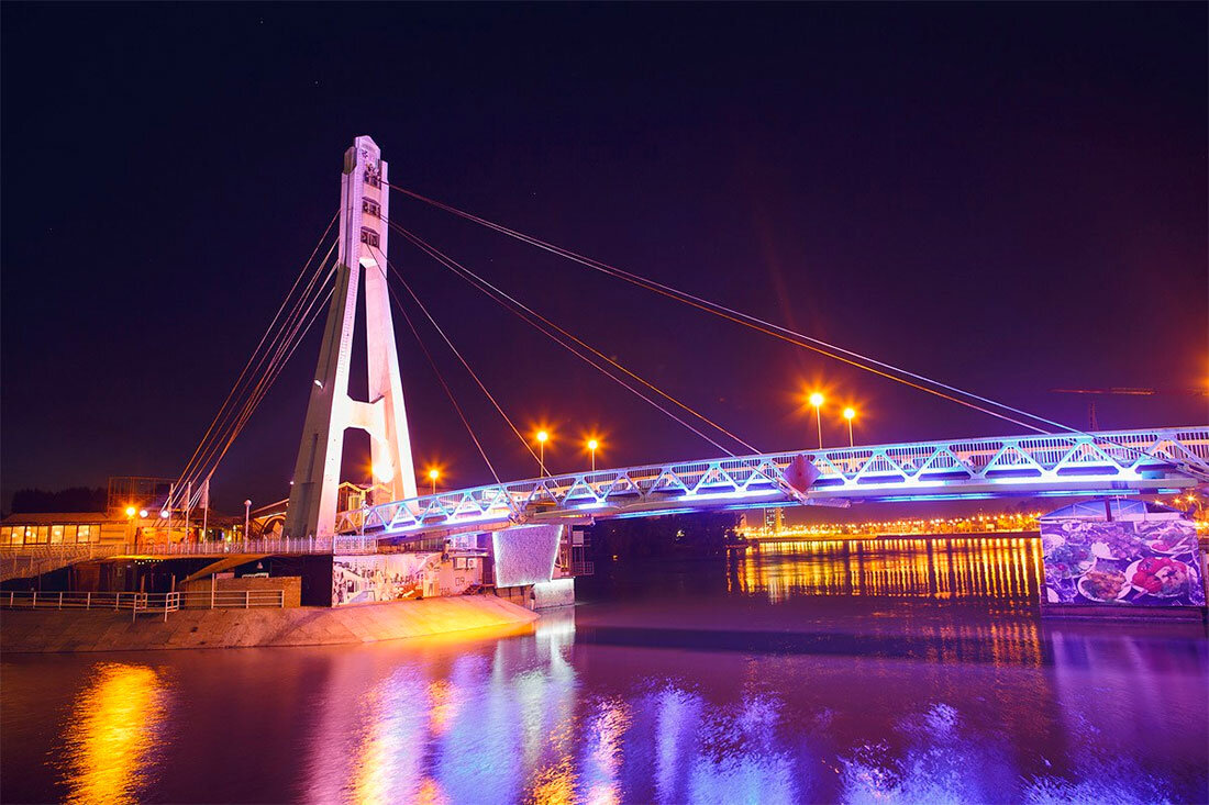 Мост поцелуев в Краснодаре