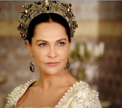 Сафие-султан в сериале " Империя Кёсем".