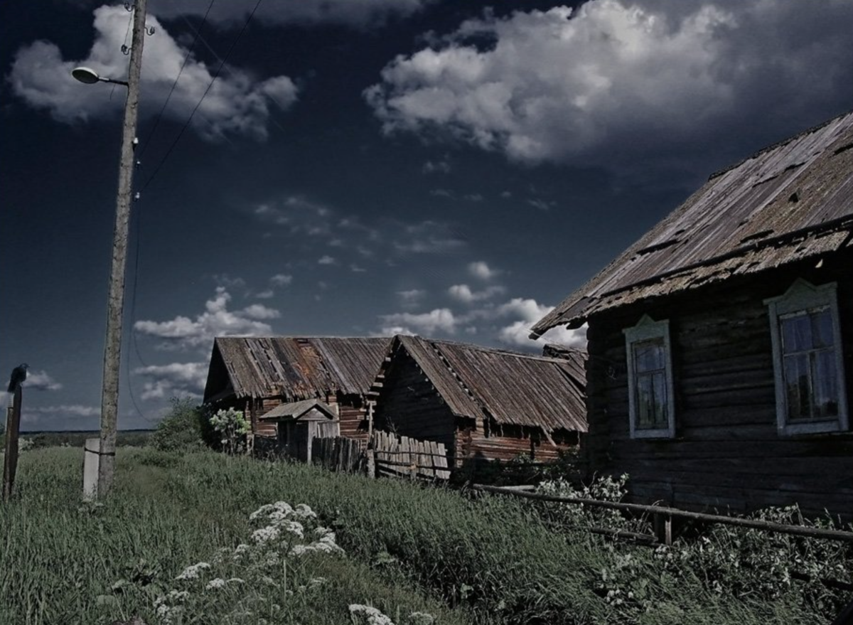 Самые самые забытые. Заброшенные деревни Удмуртии. Русские заброшенные деревни в России. Заброшенная русская деревня. Старинная деревня.