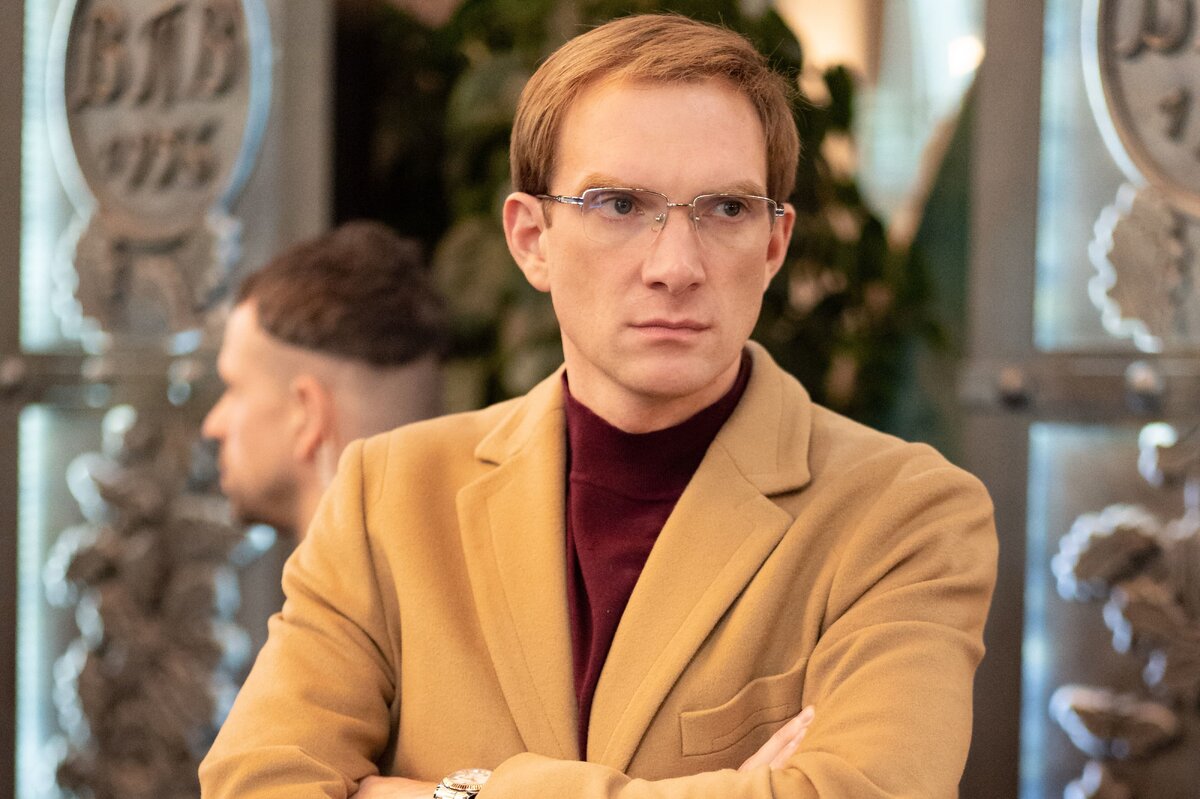     Сын предпринимателей, юрист, потерял брата: 10 фактов об Андрее Бурковском