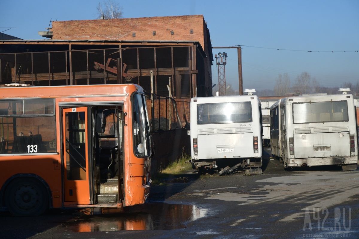 В Кемерове на трёх автобусных маршрутах увеличта количество рейсов | A42.RU  | Дзен