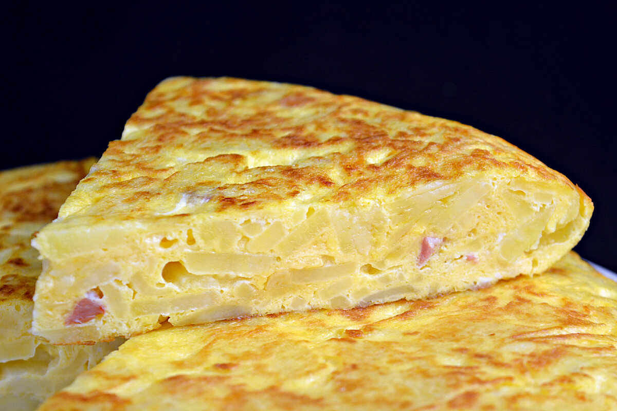 La tortilla de patatas engorda por la noche