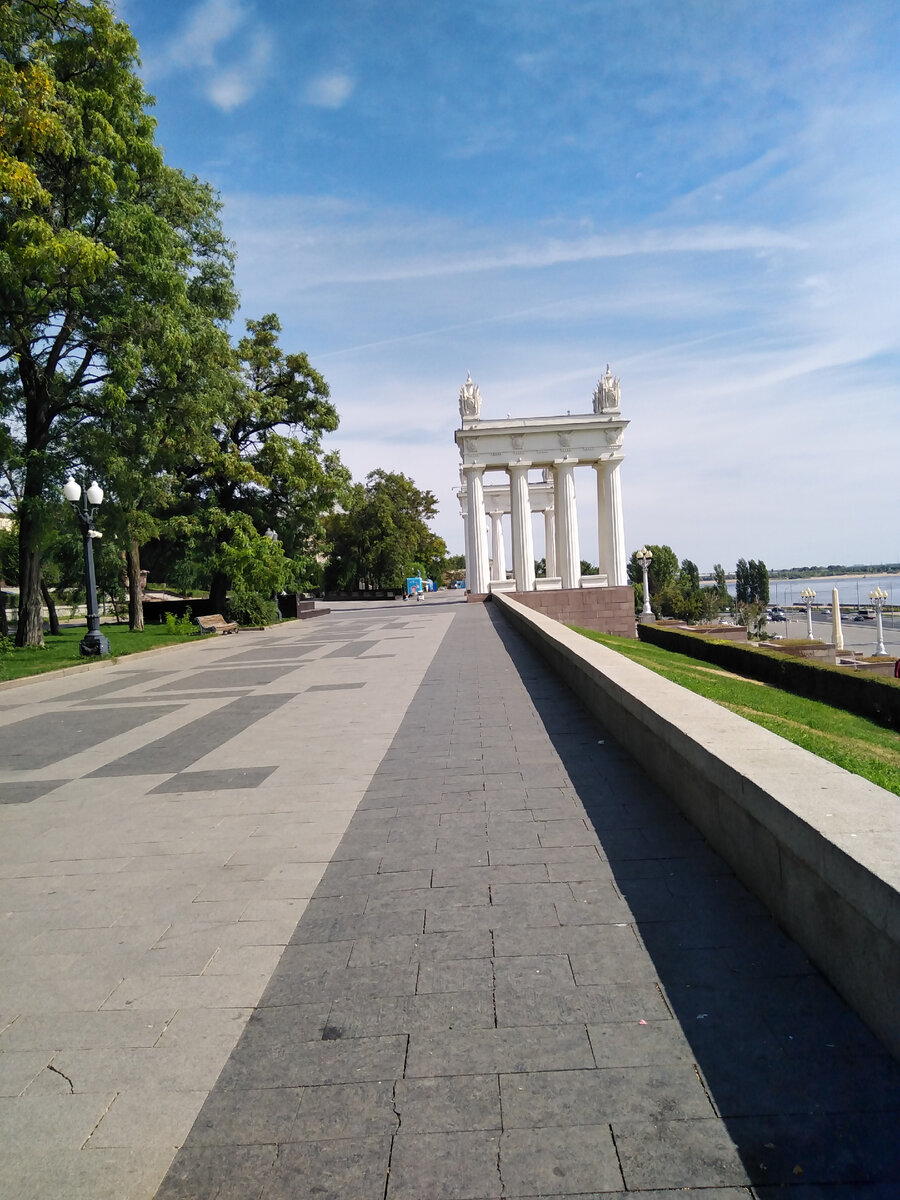 центральная набережная в волгограде