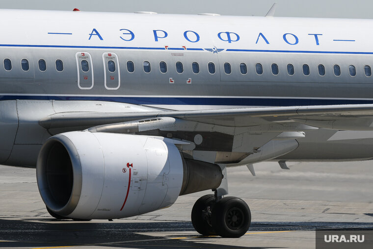    Самолет приземлился в Астрахани из-за того, что пассажиру стало плохо