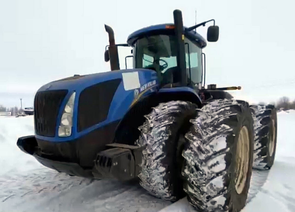 New Holland T9 