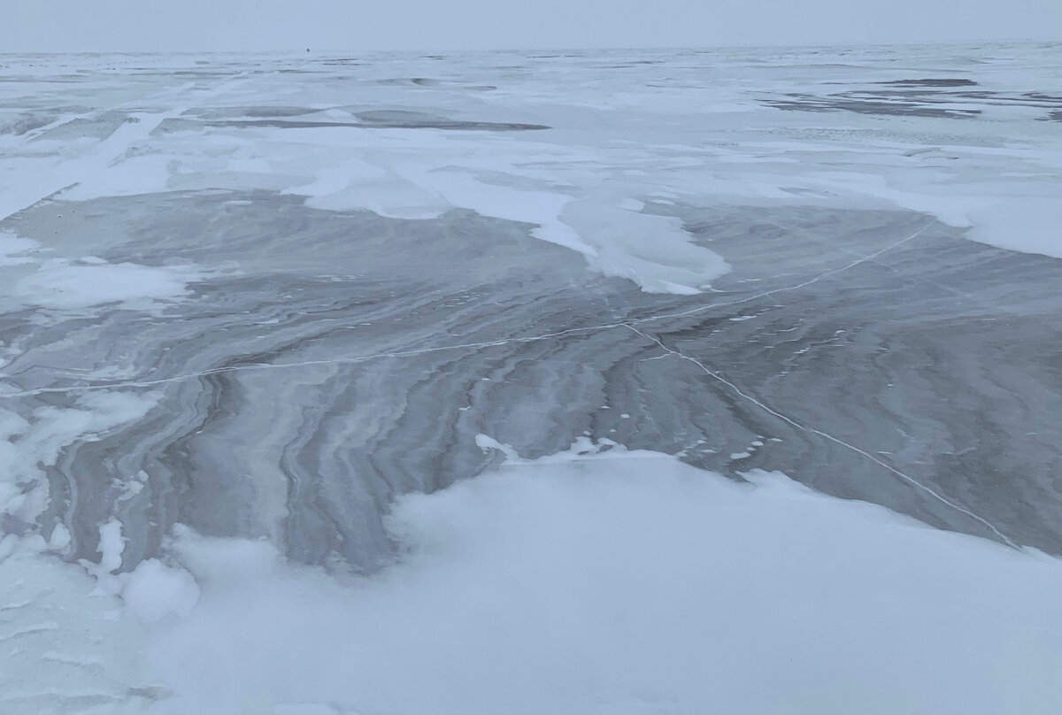 Yenisei laptev sea indian ocean. Море Лаптевых Тикси. Рельеф дна моря Лаптевых. Тикси осадки. Загрязнение моря Лаптевых.