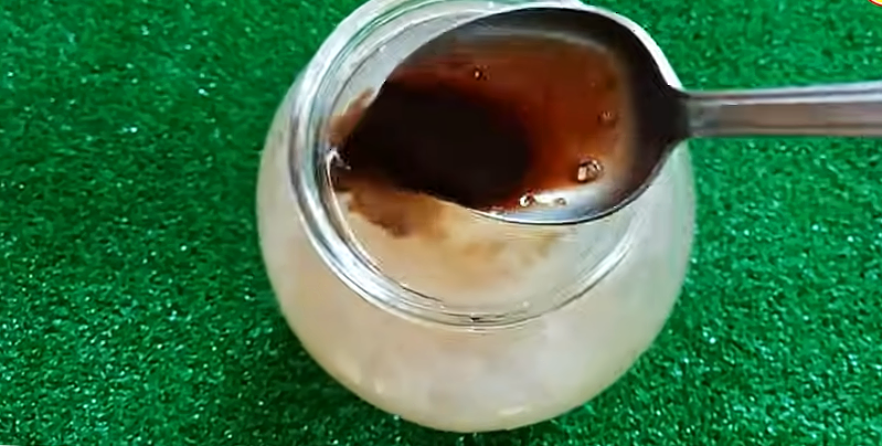 Приготовления средства от вредителей.