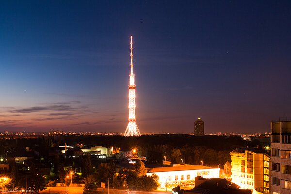 Телебашня в Киеве.